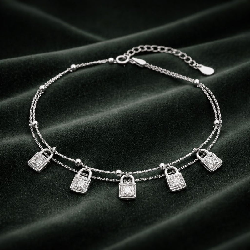 Anklet
